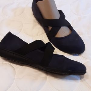 Eurosoft by Sofft comfort flats